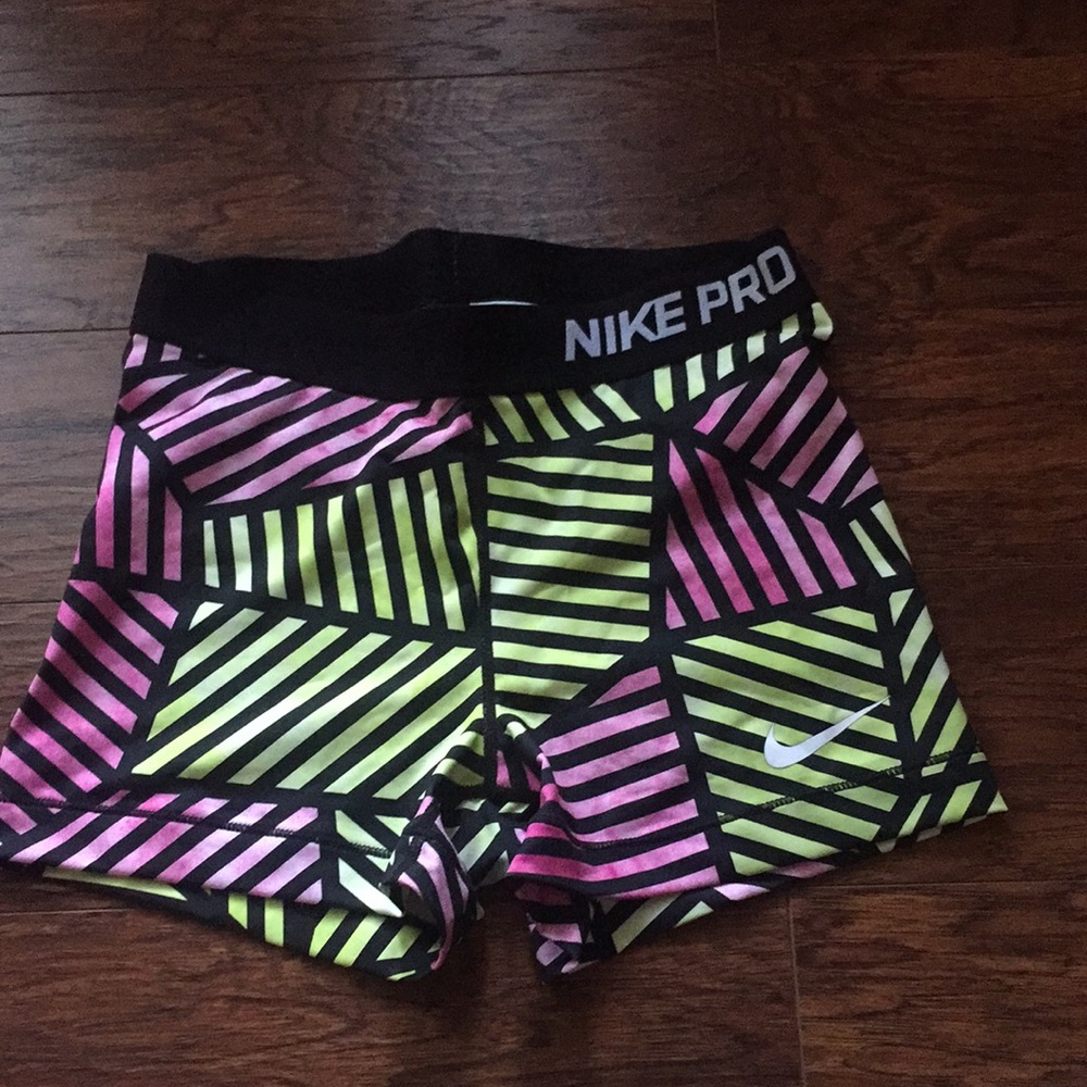 Nike Pro dry fit short